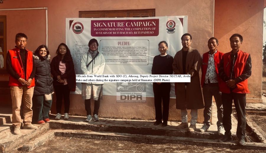 Officials from World Bank with SDO (C), Athrong, Deputy Project Director NECTAR, Avelu Ruho and others during the signature campaign held at Shamator. (DIPR Photo)